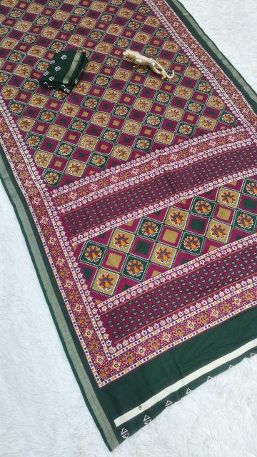 Vastrangan traditional print saree wholesale market opening hours